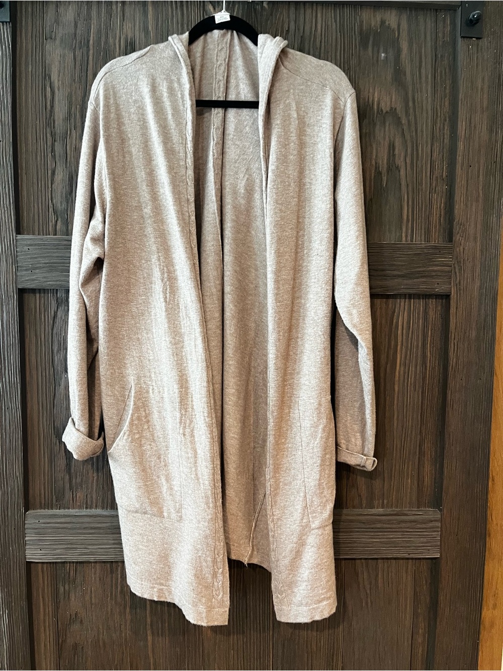 Long cardigan with pockets and hood